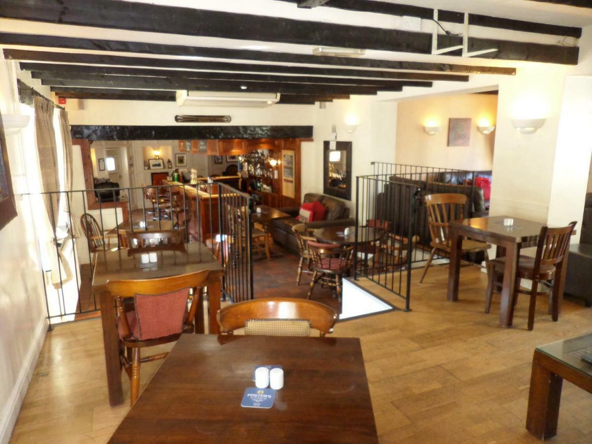 The Poachers Inn Dorchester Exteriör bild